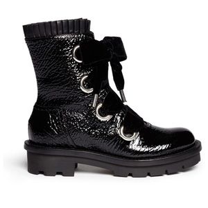 Alexander McQueen
Velvet Lace-up Patent Leather Boots size 37